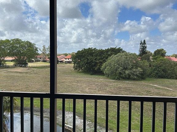 5th image of 3671 Environ Blvd APT 470