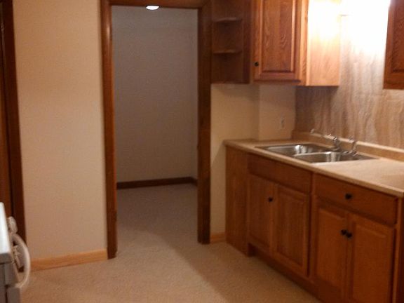 Kitchen C looking into the laundryroom