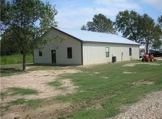 21053 Dewolf Rd, Iowa, LA 70647