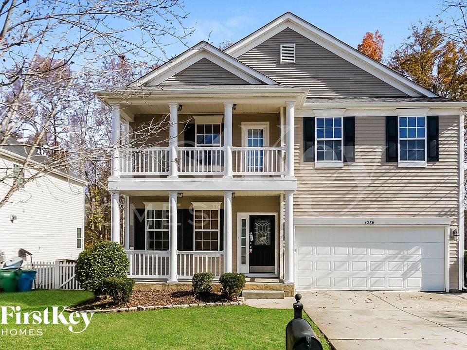1st image of 1376 Bottle Brush Ln