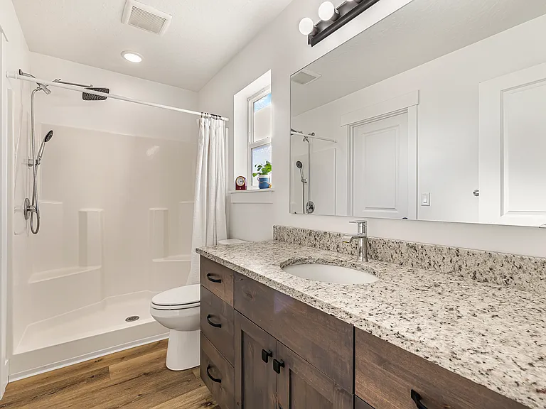 4960 Masterson Cir — Photo 3