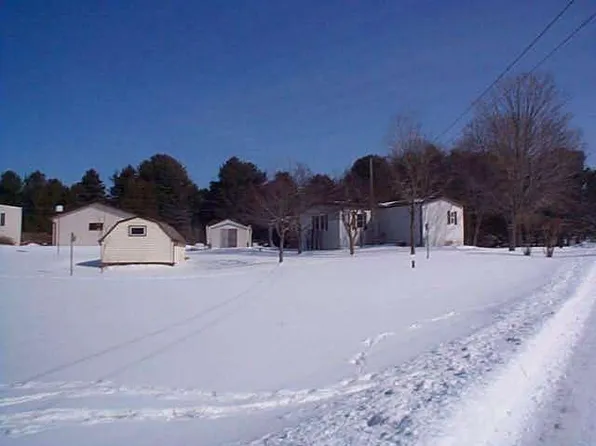 7136 Tannery Rd, Two Rivers, WI 54241