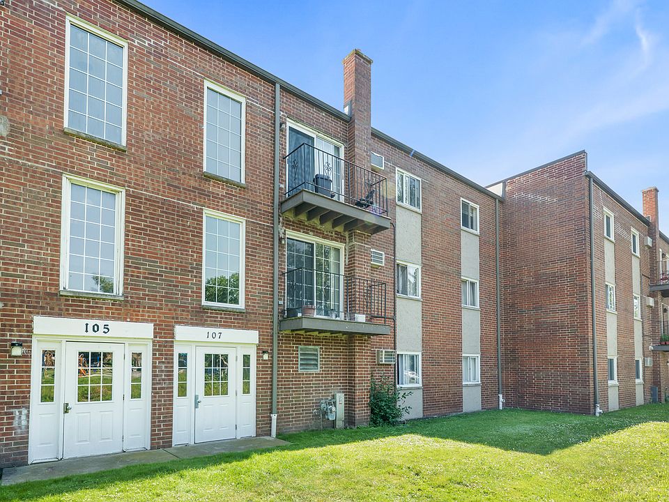 1st image of 107 W Elk Trl APT 206