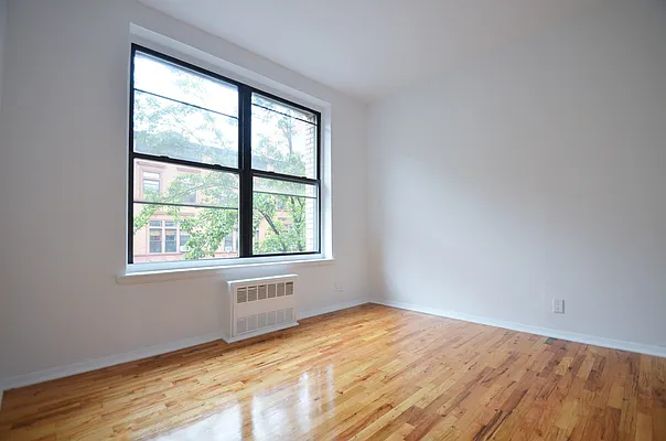 Rented by CITY SKYLINE REALTY INC | media 14