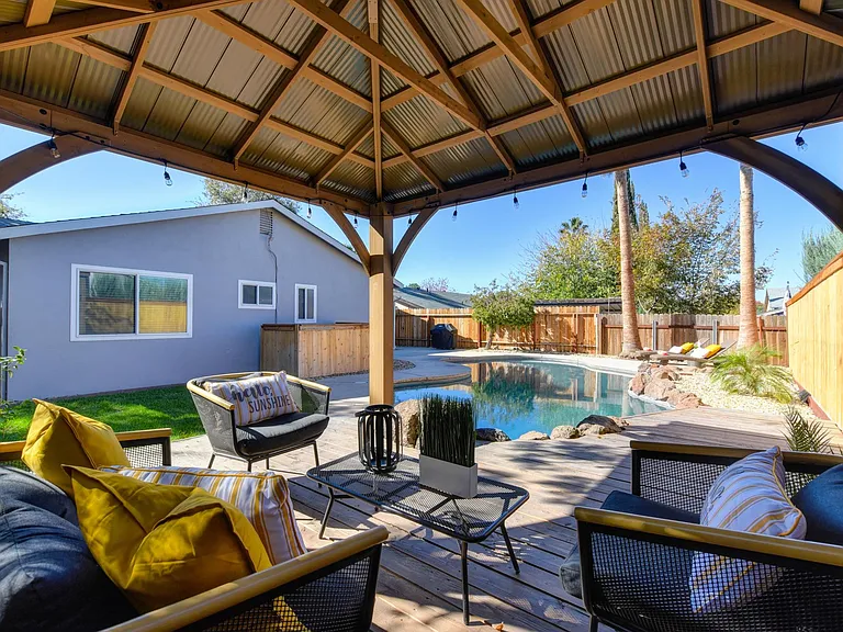 5613 Phlox Ct — Photo 17