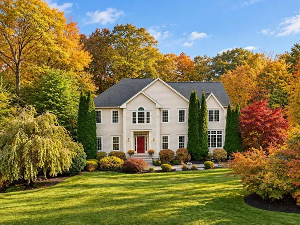 18 Long Hill Road, Hollis, NH 03049