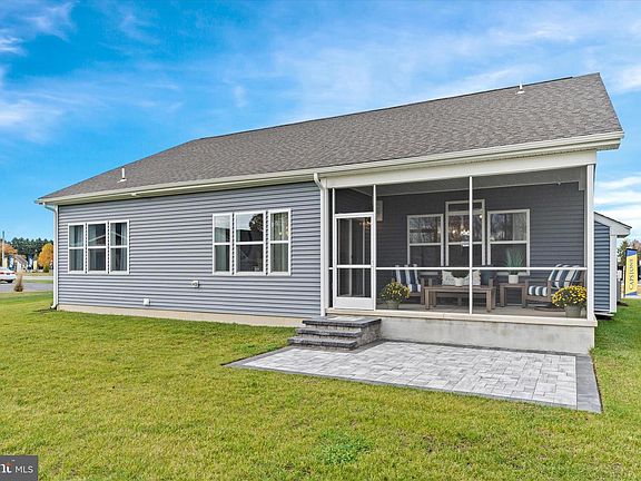 5th image of 24716 Barry Lee St #150