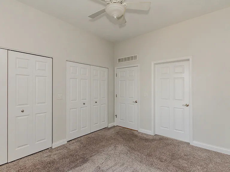 2035 S Indiana Ave #401 — Photo 10