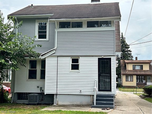 4th image of 10207 Sladden Ave