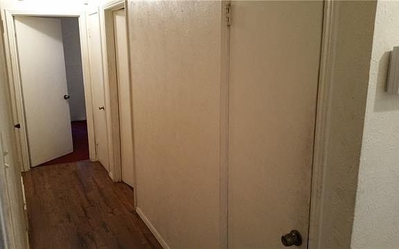 3rd image of 2755 Groveridge Dr