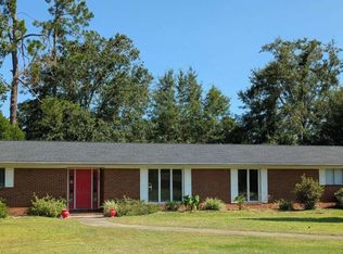 118 Charlton St, Jesup, GA 31545