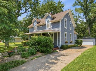 413 E 1st St, New Richmond, WI 54017