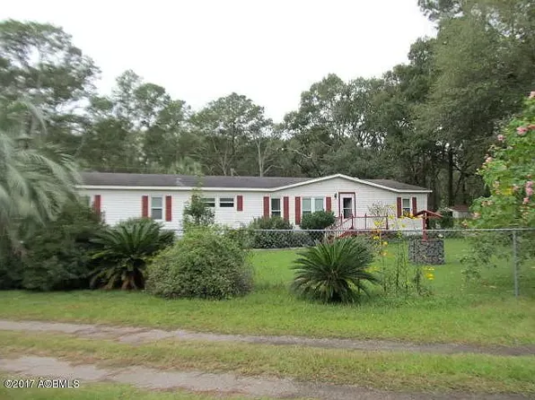 85 Big House Rd, Saint Helena Island, SC 29920