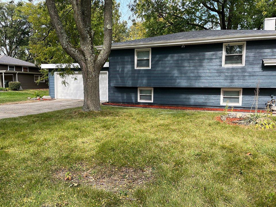 1st image of 107 Elmwood Dr
