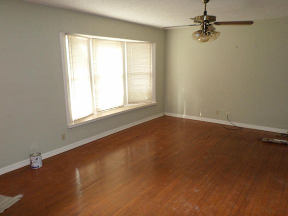 2nd image of 510 McClendon St