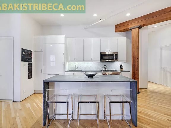 2nd image of 165 Duane St APT 8B