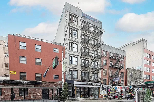 Rented by REAL New York | media 6