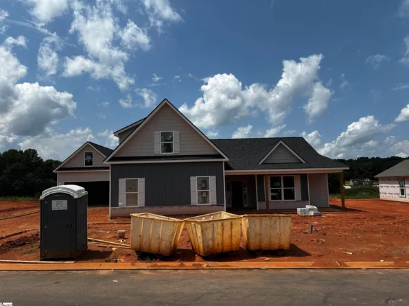 208 Old Glory Ct, Pickens, SC 29671