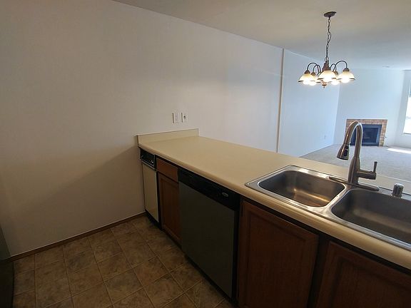2nd image of 9416 1st Ave NE APT 321