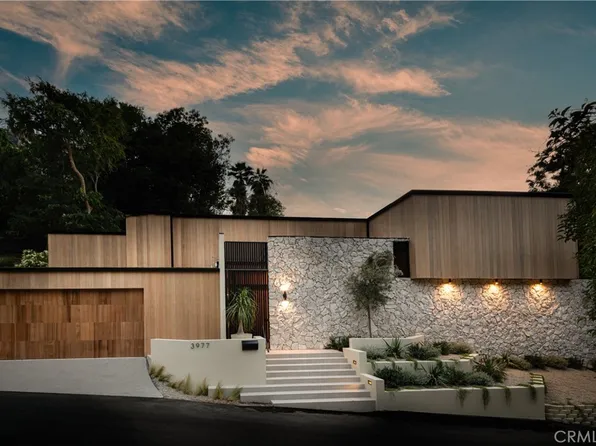 3977 Oeste Ave, Studio City, CA 91604