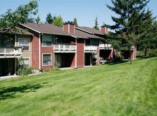 2831 Queens Way APT 1B, Milton, WA 98354
