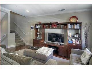 4th image of 218 Hartstene Dr