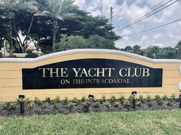 110 Yacht Club Way, Lake Worth, FL 33462