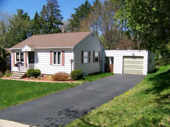 382 Highview Pkwy, Rhinelander, WI 54501