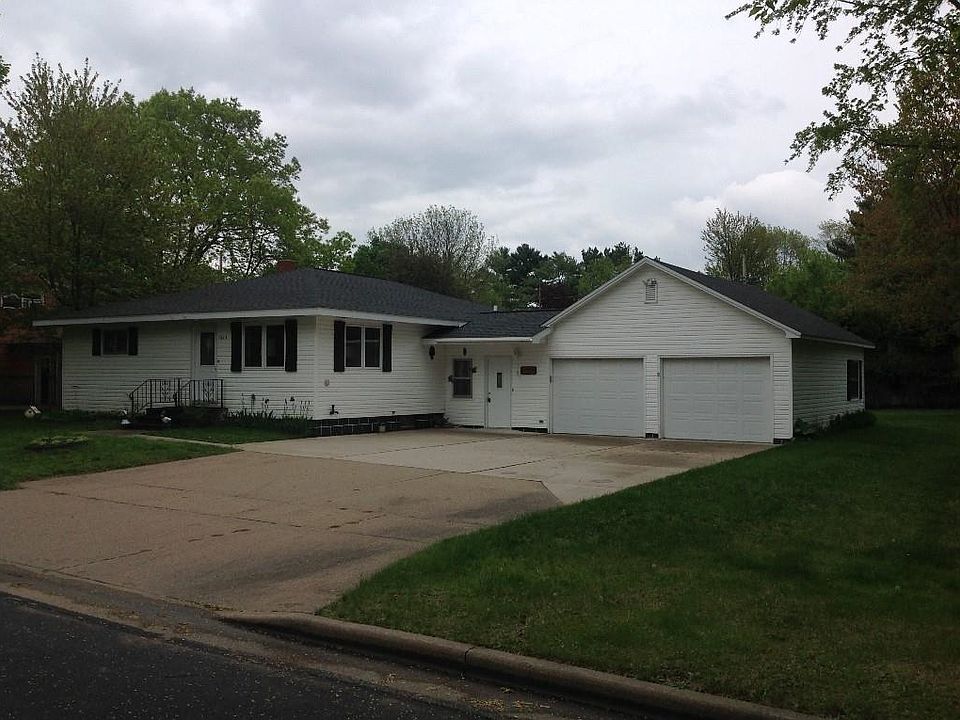 1st image of 1613 Becher Dr