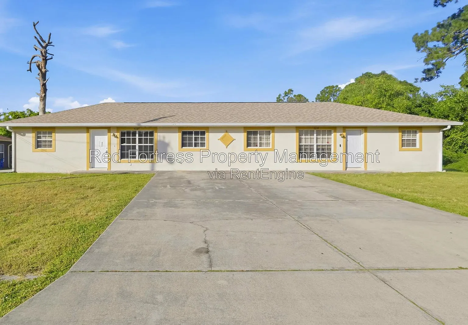 3 bed, 2.0 bath, 988 sqft, $1,350 — Photo 1