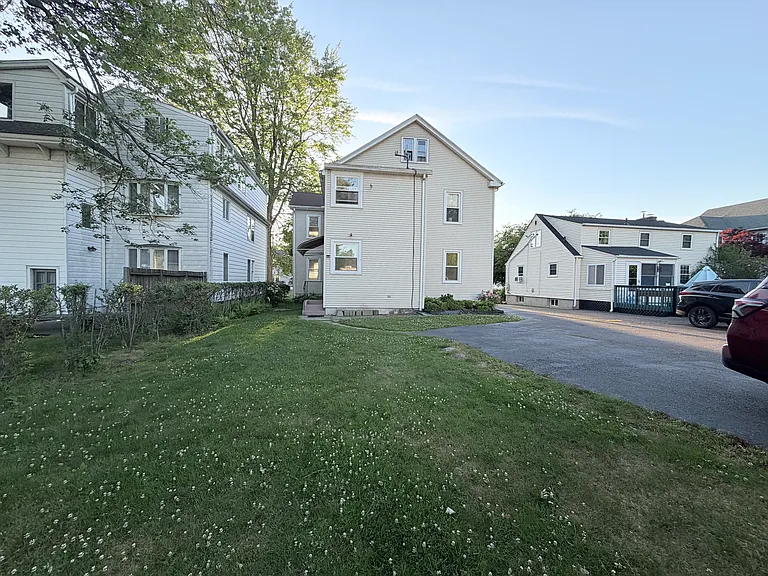 120 Cambridge St — Photo 31