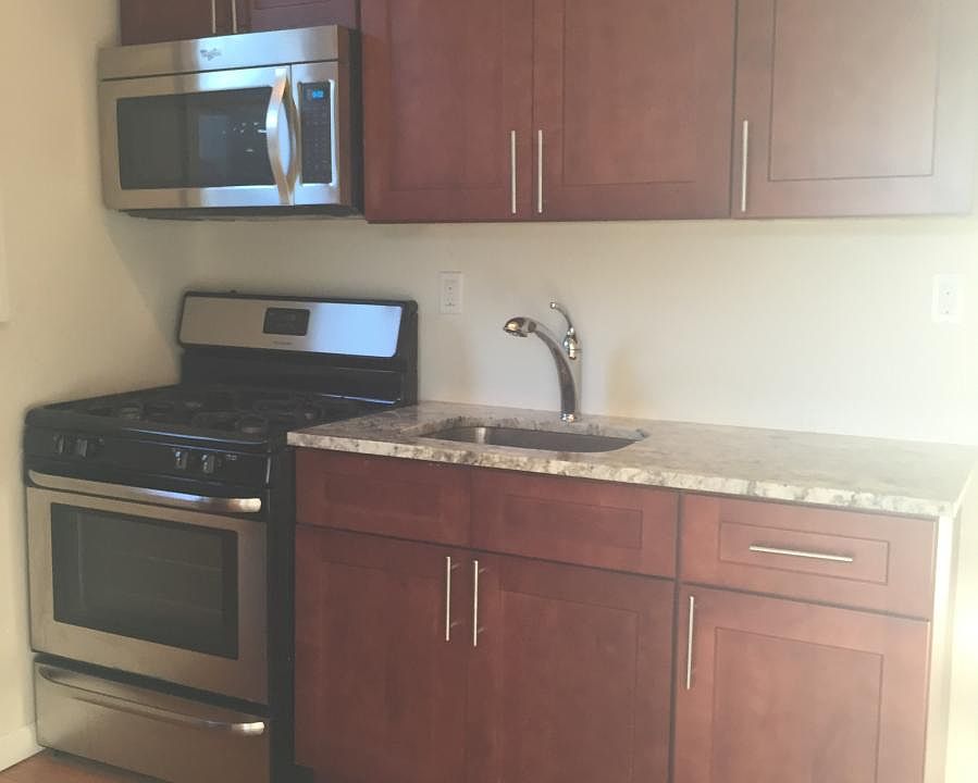 1st image of 265 Logan Ave #1