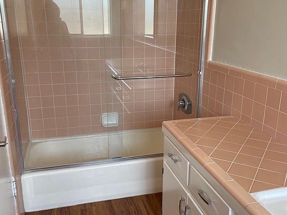 4th image of 4350 N Lakewood Blvd APT 7