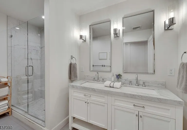 224 Barnstable Dr — Photo 39