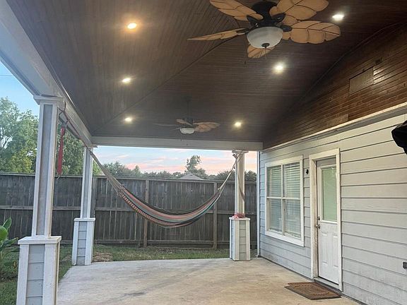 3rd image of 12615 Roble Ct
