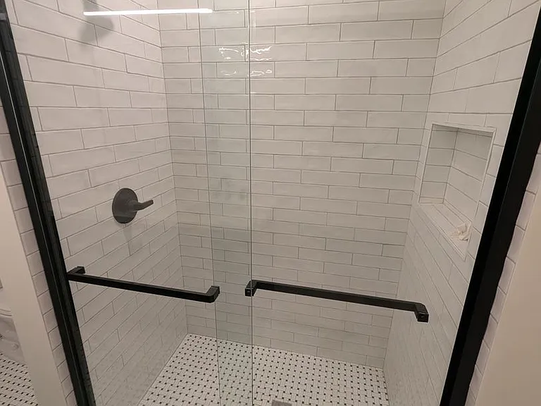 521 Garrard St #1 — Photo 15