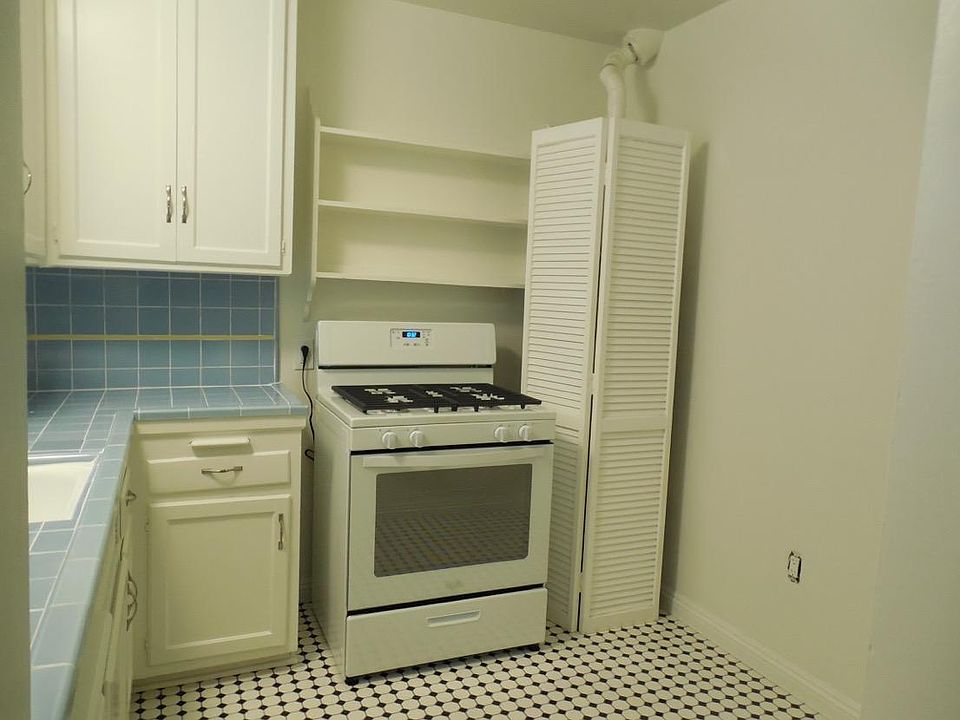 1st image of 1515 Laurel St