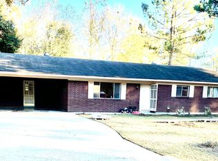 1520 Sebron St, Prentiss, MS 39474