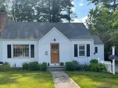 19 Farnham Road, West Hartford, CT, 06119