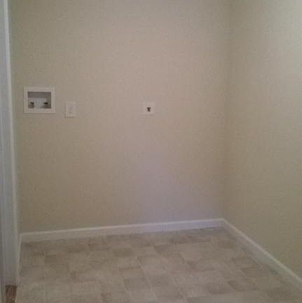 4th image of 218 Glenoak Dr