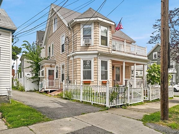 3rd image of 17 Basset St