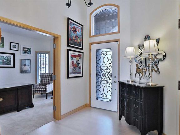 5th image of 92 Sherwood Rise NW