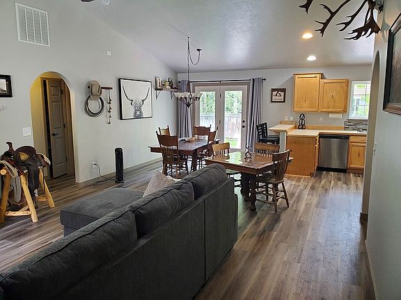 2nd image of 2981 Berrycreek Dr