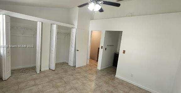 4th image of 2937 N Cambridge Ln