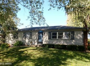 201 Greene Meadow Dr, Chambersburg, PA 17202