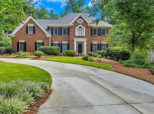 5339 Brooke Farm Dr, Dunwoody, GA 30338