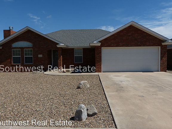 2nd image of 2104 Reese Dr