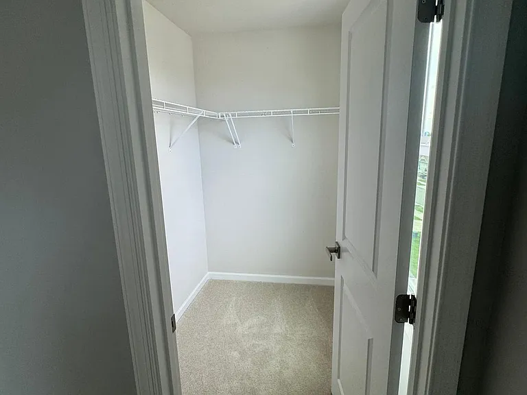 309 Heritage Ave — Photo 10