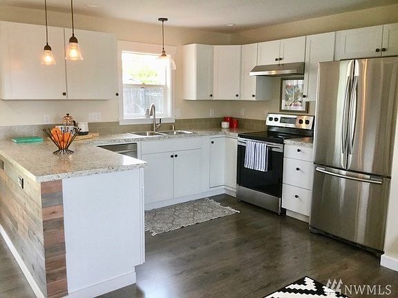 4th image of 6837 S Clement Ave