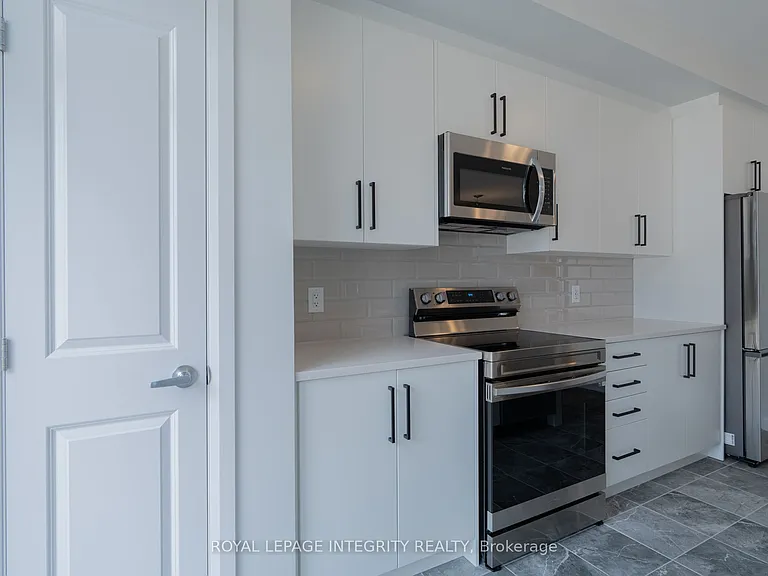 409 Silicon Way — Photo 12